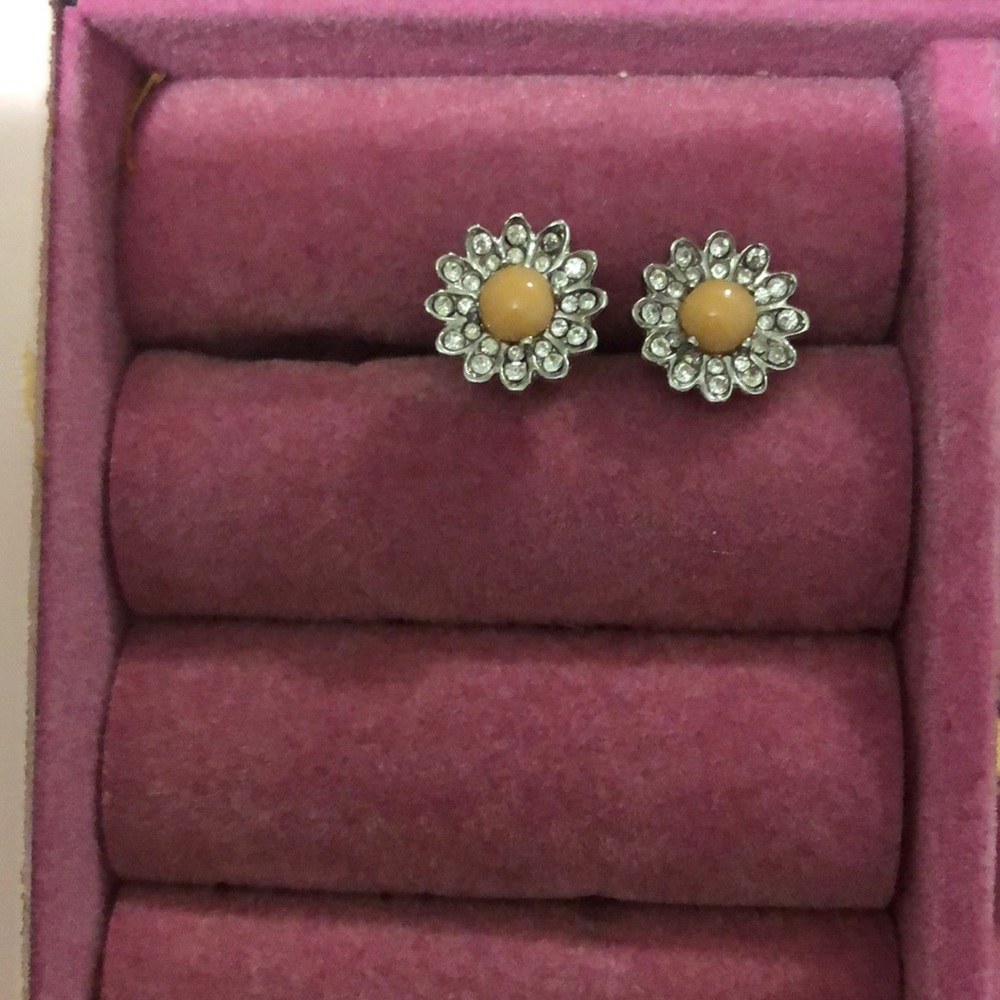 Juicy couture daisy earrings